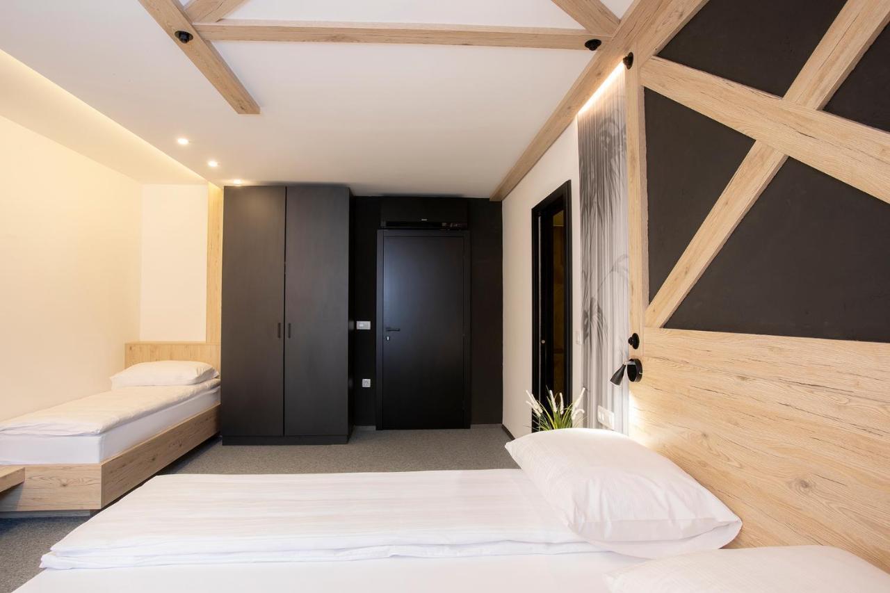 Rooms Bolero ゴレンスカ地方 エクステリア 写真